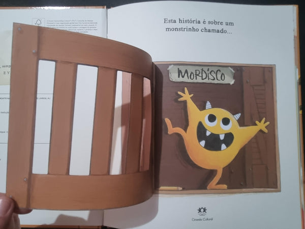 Mordisco - O monstro do livro