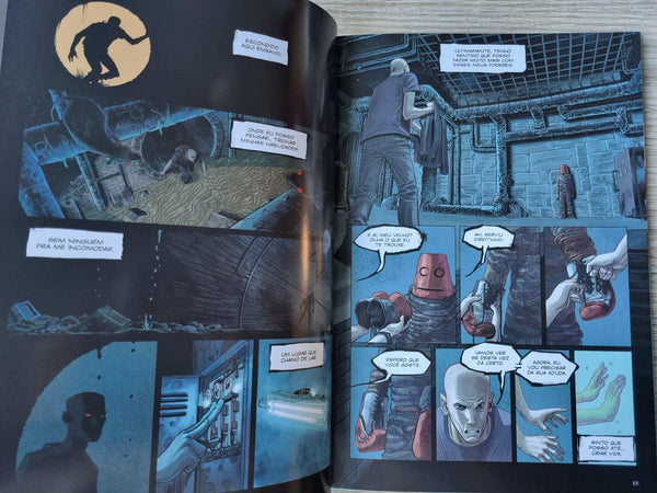 Capitão Feio: Identidade